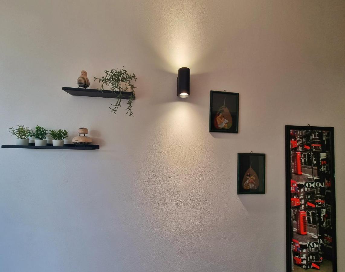 Al Vecchio Carrubo - Lovely 2-Rooms House & Patio Marsala Exterior photo